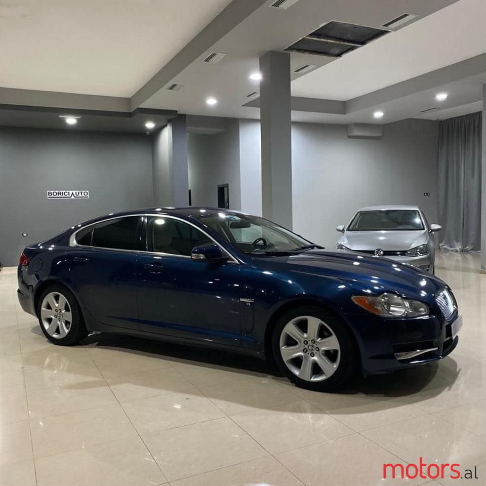 2008' Jaguar XF photo #6