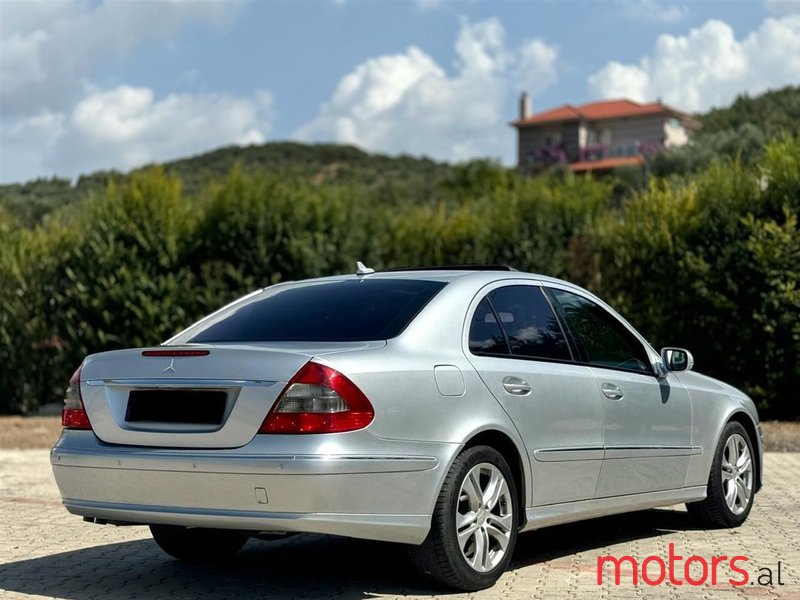 2007' Mercedes-Benz E 220 photo #6