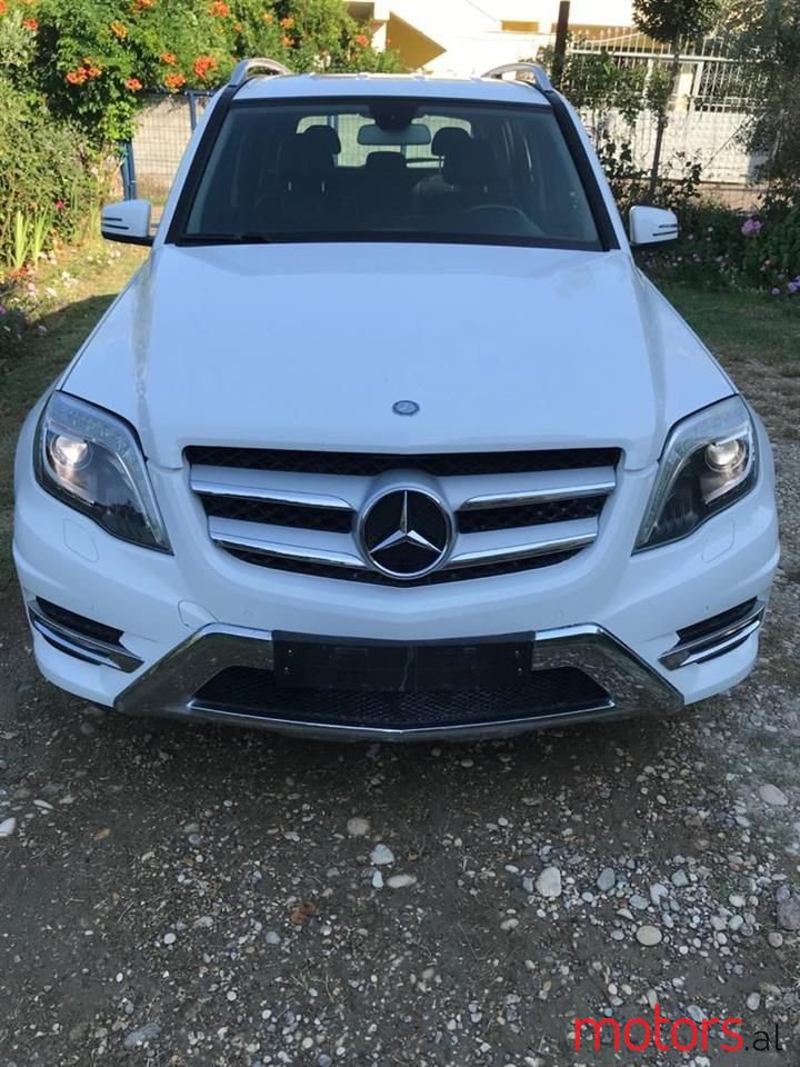 2014' Mercedes-Benz GLK 220 photo #1