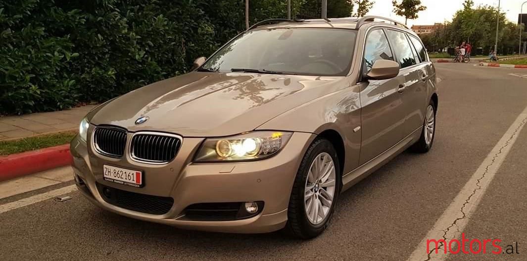 2009' BMW 325 photo #1