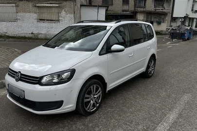 2011' Volkswagen Touran