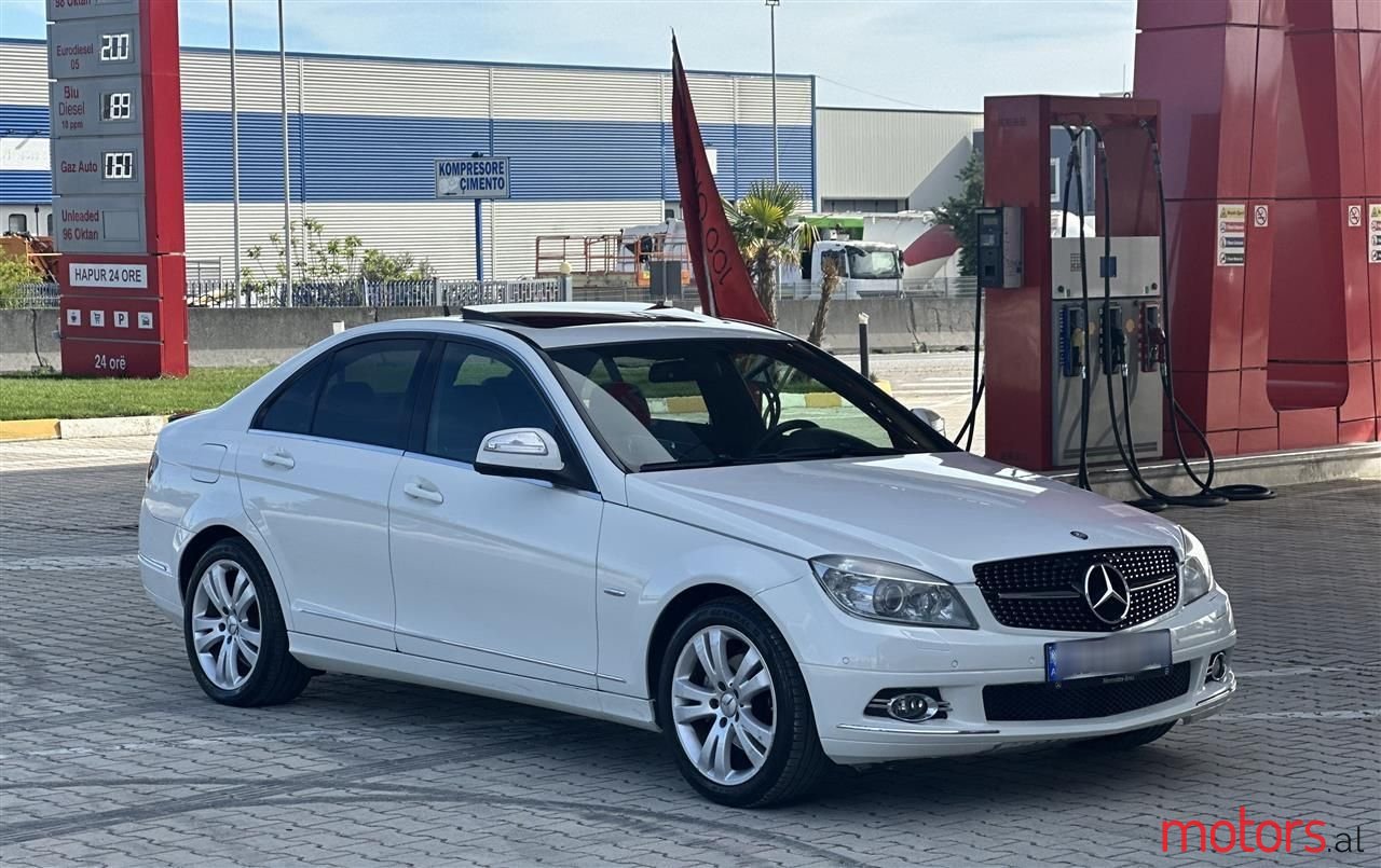 2007' Mercedes-Benz C 220 photo #2