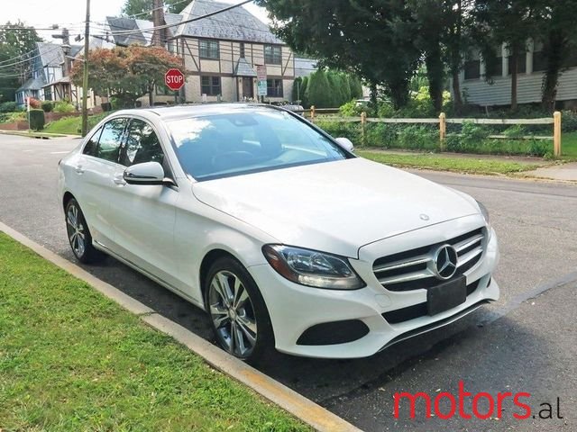 2016' Mercedes-Benz C-Class 4matic photo #5