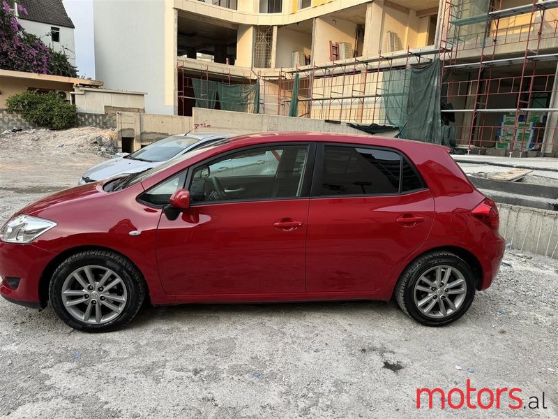 2008' Toyota Auris photo #4