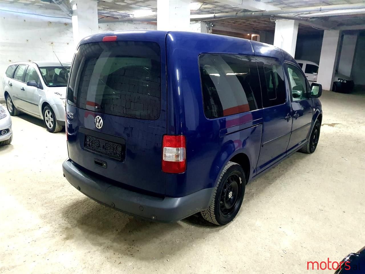 2009' Volkswagen Caddy photo #6