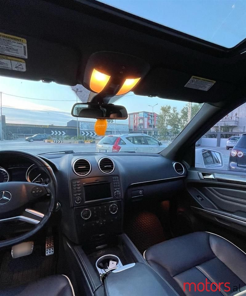 2011' Mercedes-Benz ML 350 photo #5