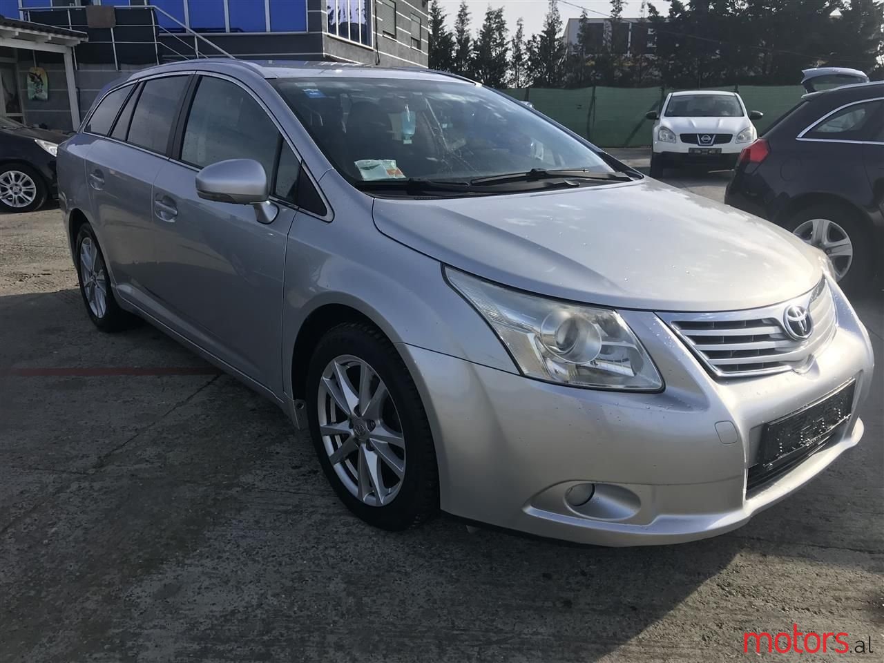 2010' Toyota Avensis photo #1