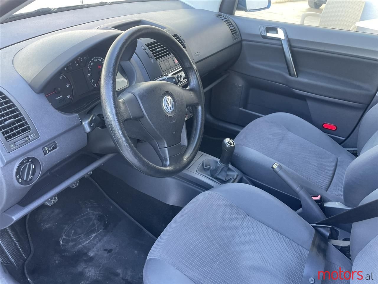 2007' Volkswagen Polo photo #6