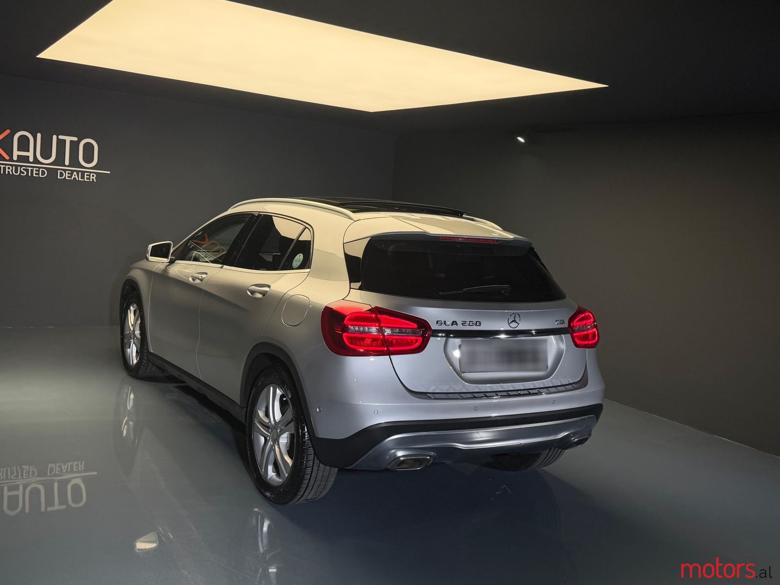 2015' Mercedes-Benz GLA 200 photo #5