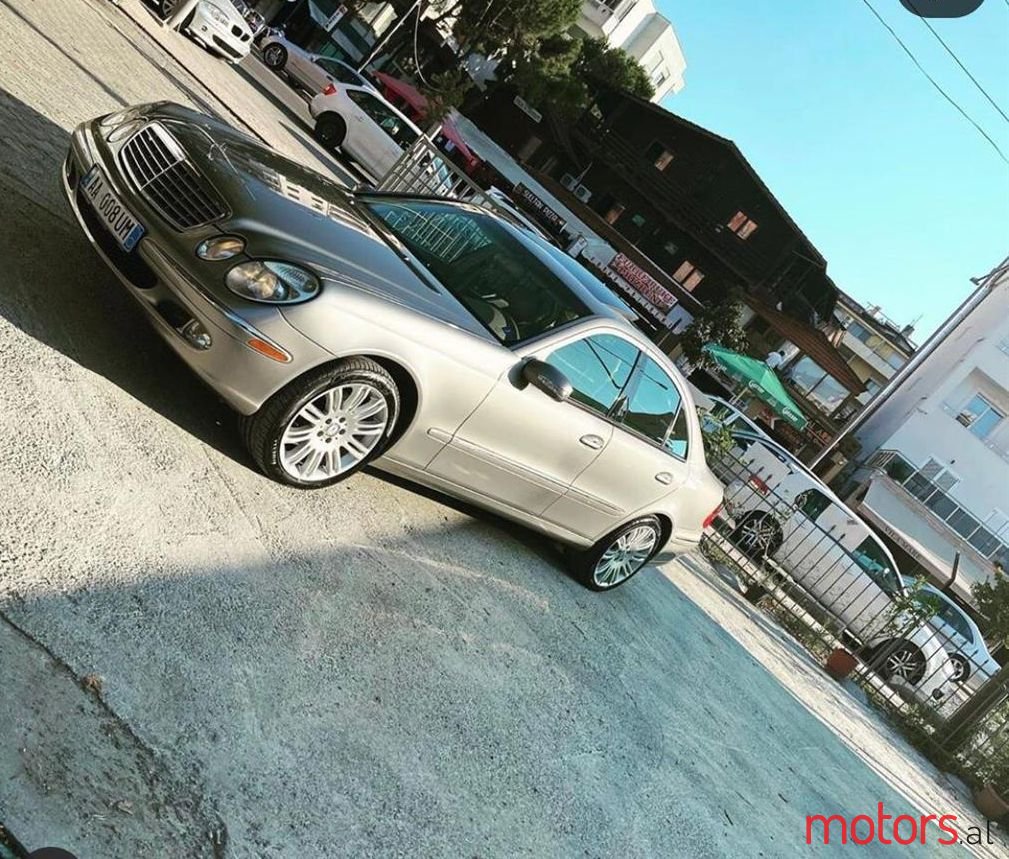 2005' Mercedes-Benz E 320 photo #1