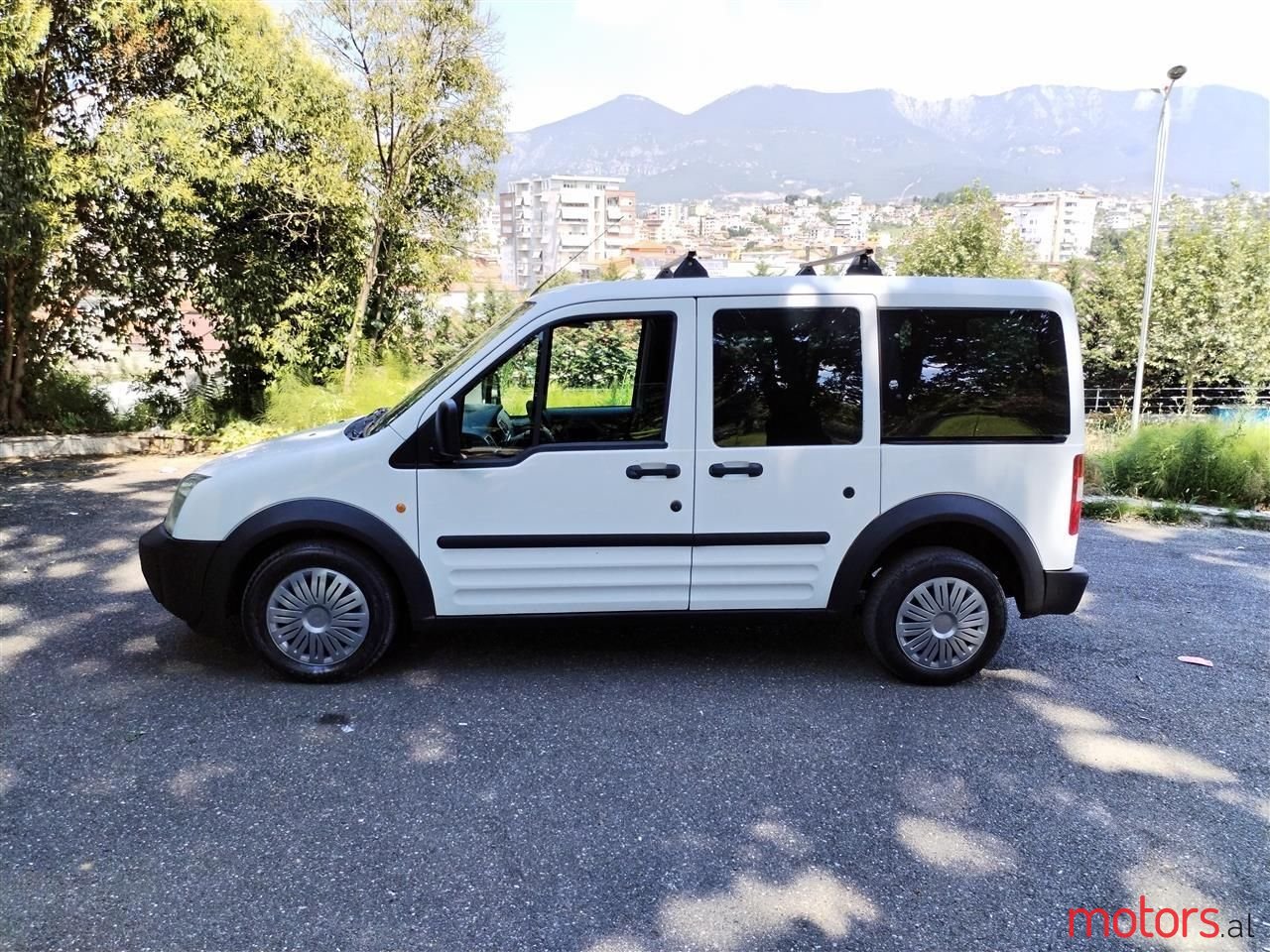 2008' Ford Tourneo photo #1