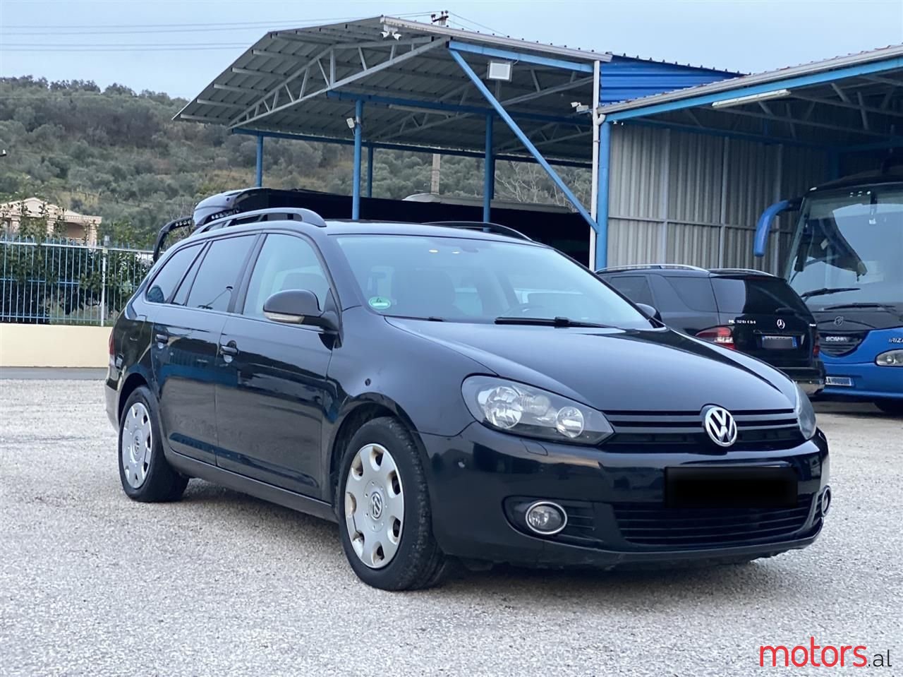 2012' Volkswagen Golf photo #1