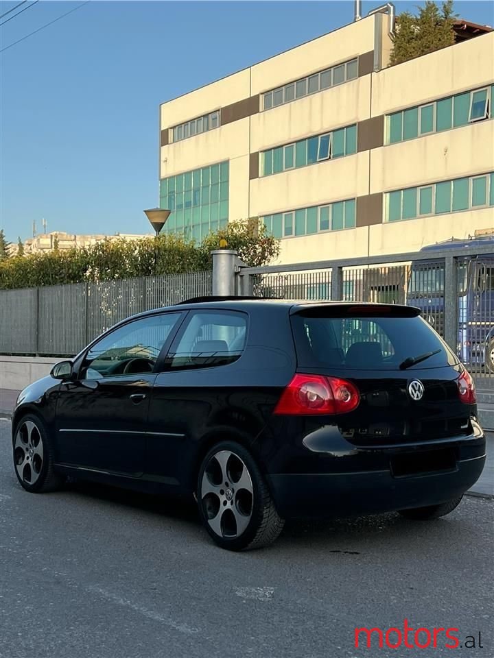 2006' Volkswagen Golf photo #3