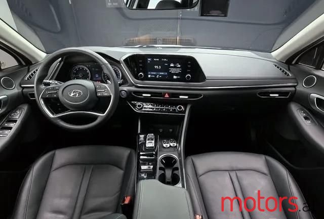 2020' Hyundai Sonata photo #5