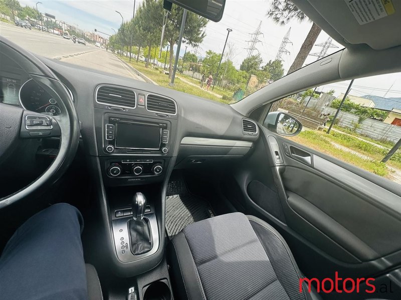 2013' Volkswagen Golf photo #6