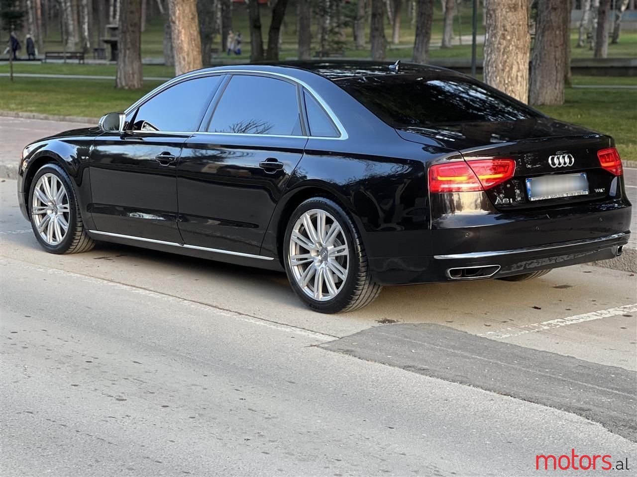 2011' Audi A8 photo #6