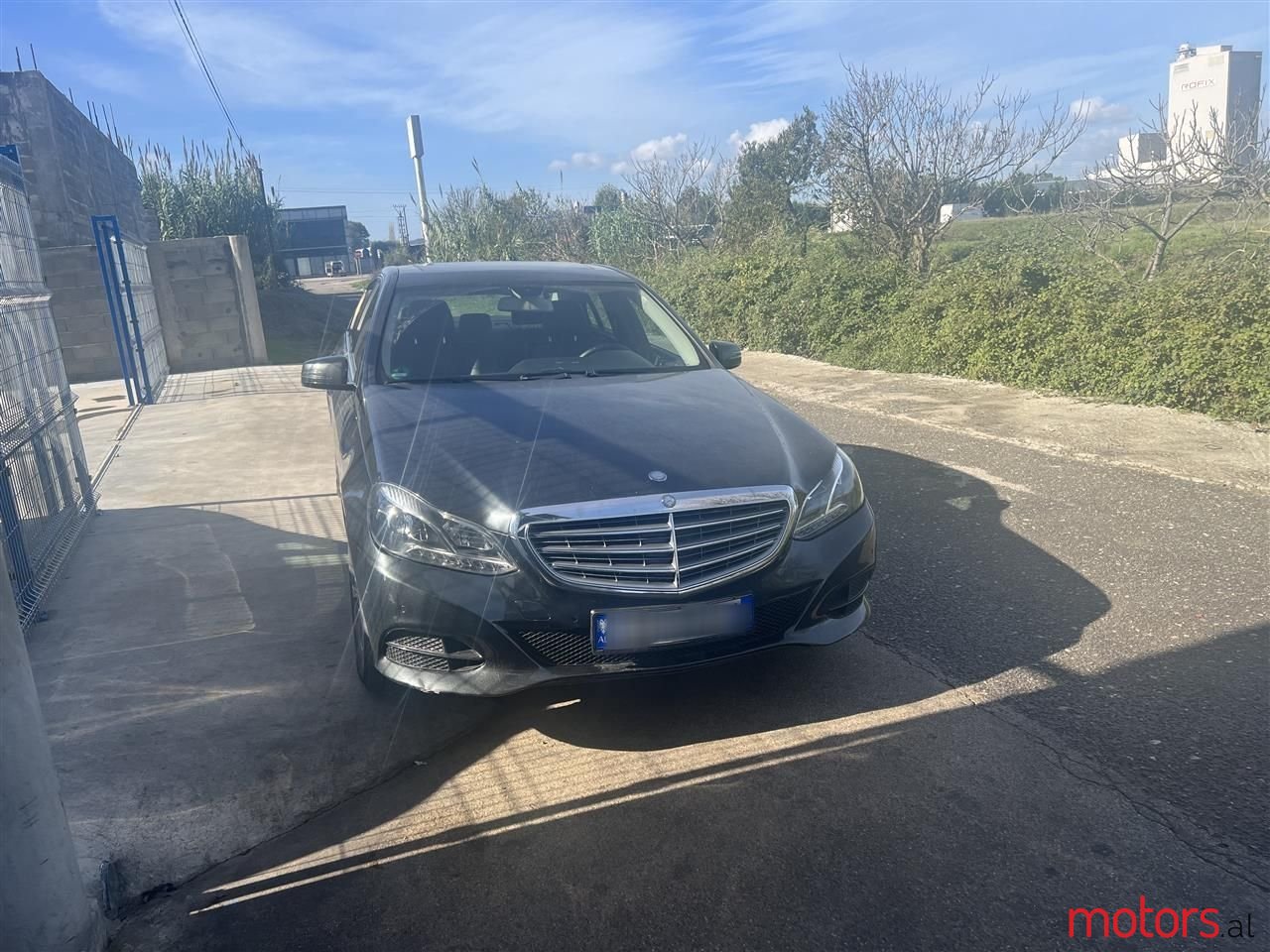 2014' Mercedes-Benz E 200 photo #1