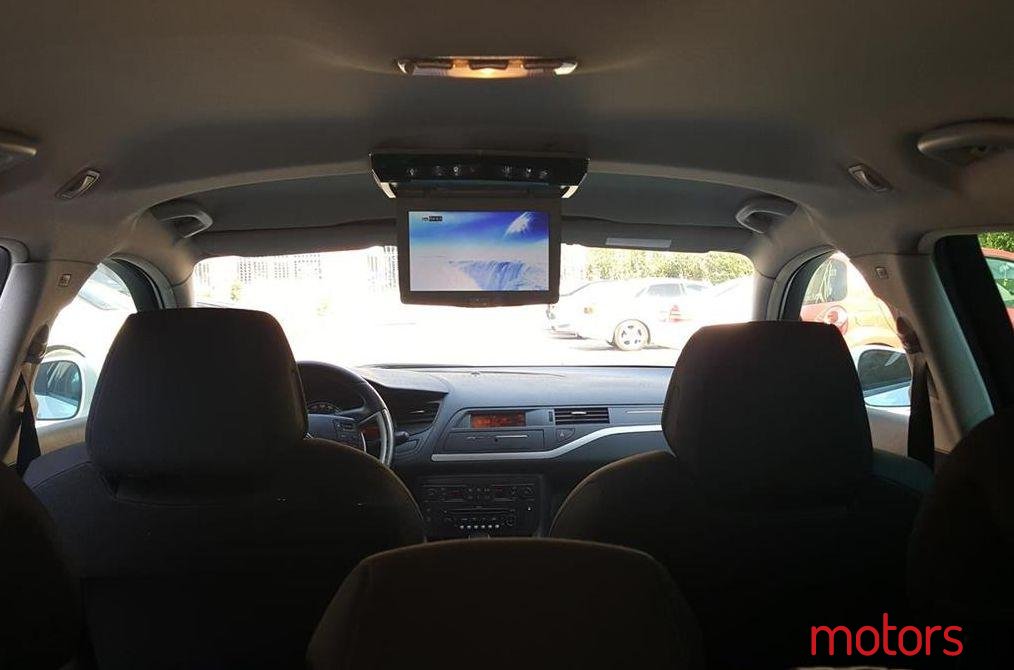 2008' Citroen C5 photo #5