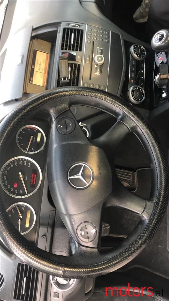 2008' Mercedes-Benz C 220 photo #5