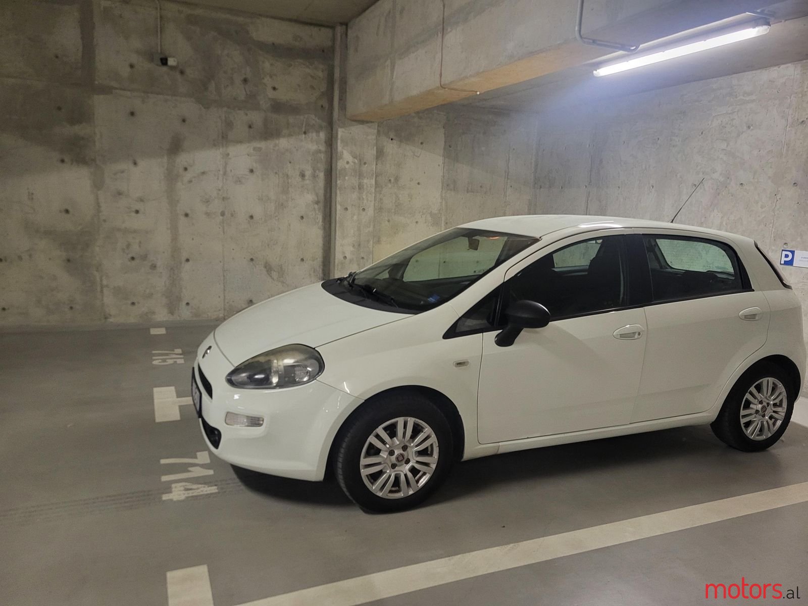 2015' Fiat Grande Punto photo #1