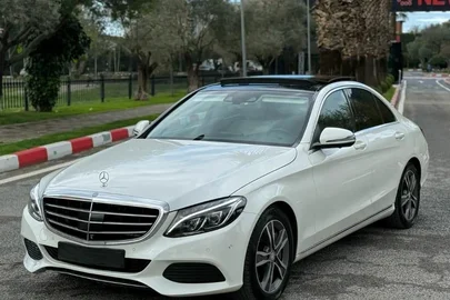 2017' Mercedes-Benz C 300