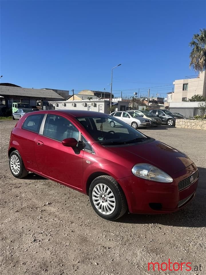 2008' Fiat Punto photo #1