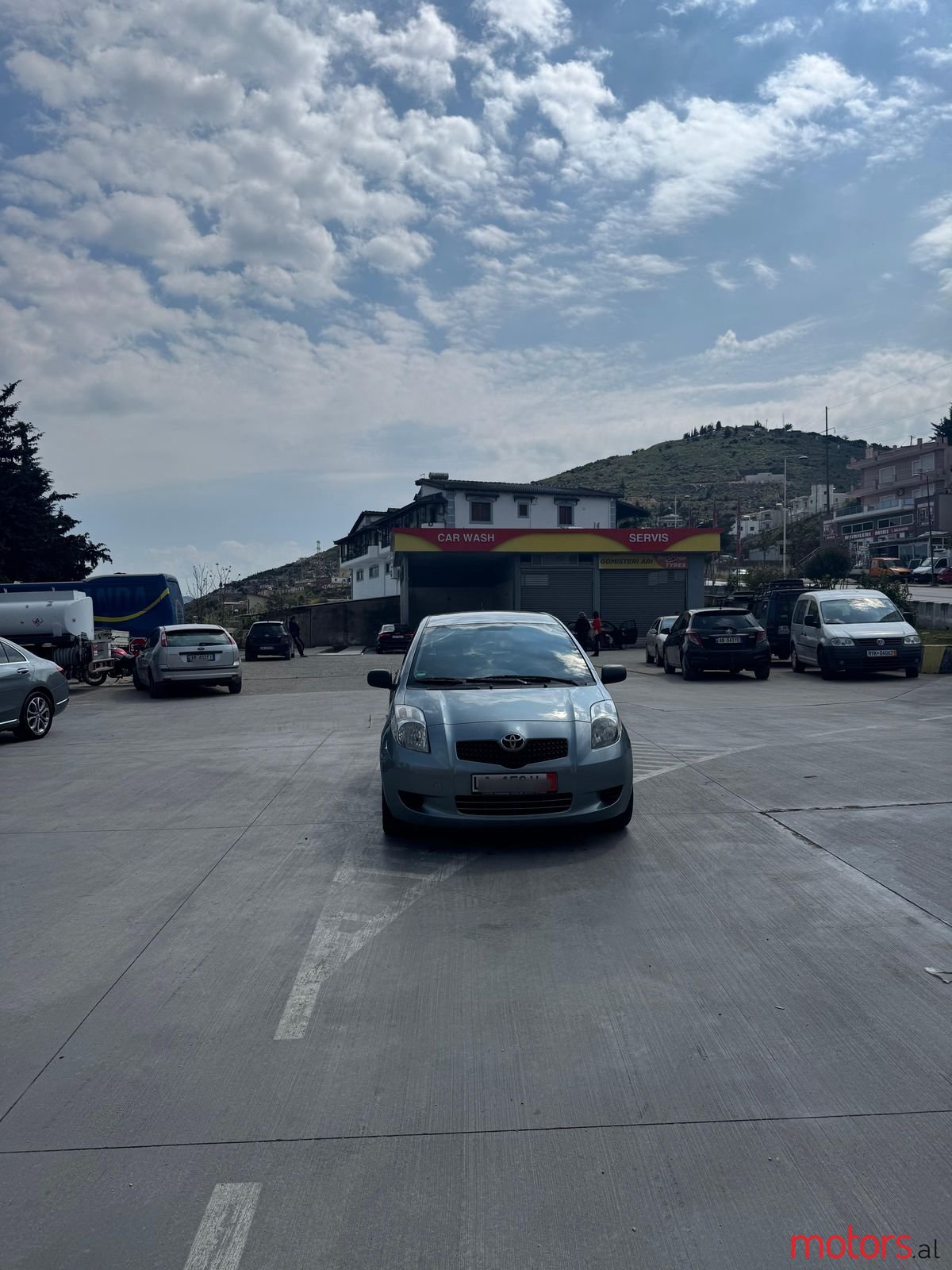 2007' Toyota Yaris photo #1