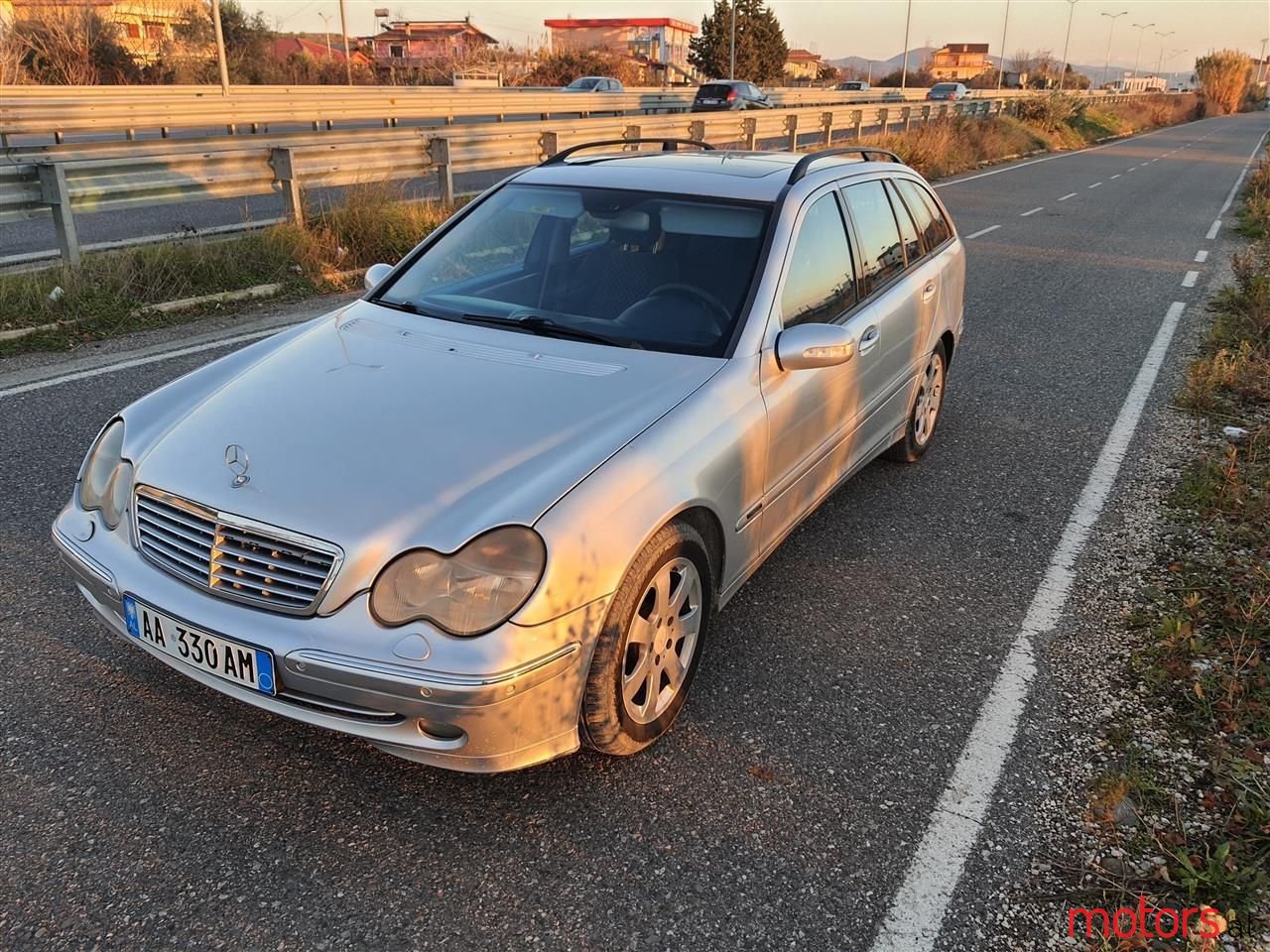 2004' Mercedes-Benz C 220 photo #4