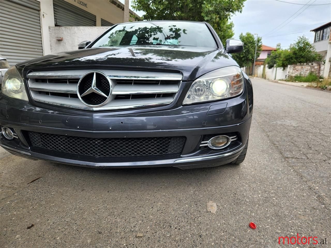 2008' Mercedes-Benz 220 photo #1