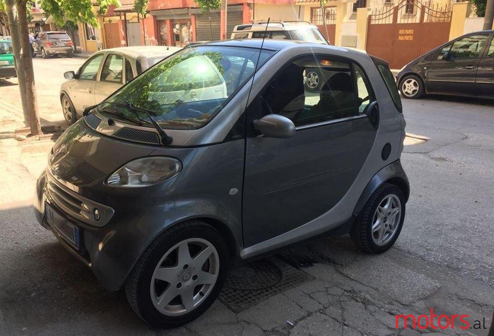 2001' Smart Fortwo photo #1