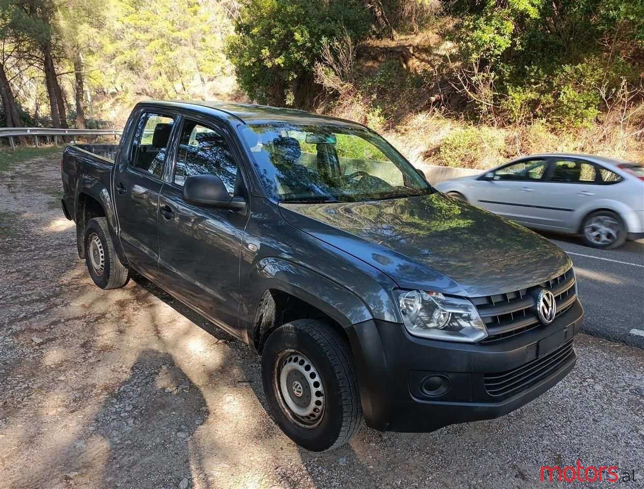 2013' Volkswagen Amarok photo #3