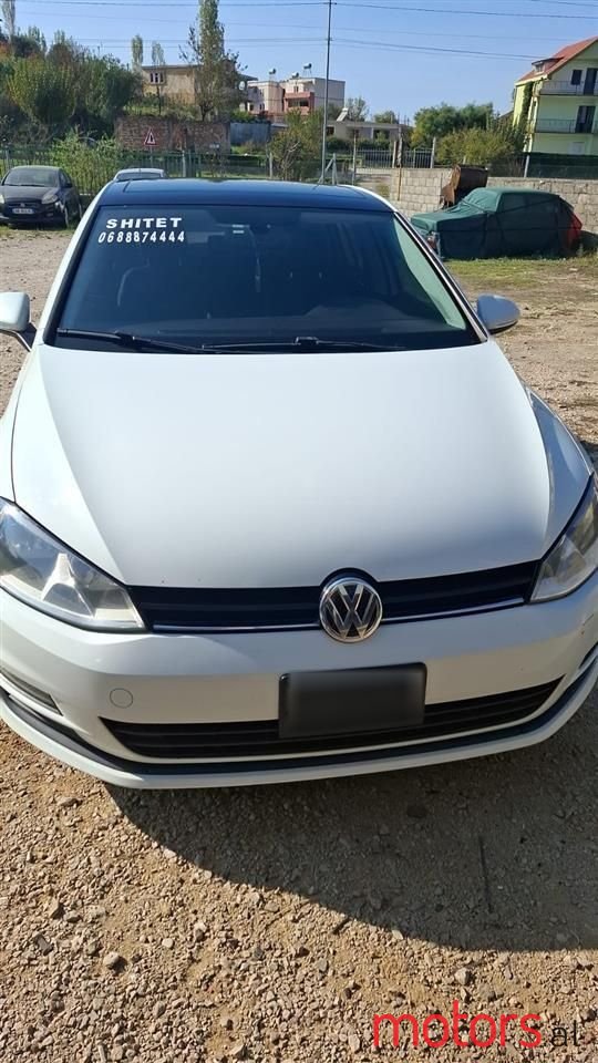 2016' Volkswagen Golf photo #1