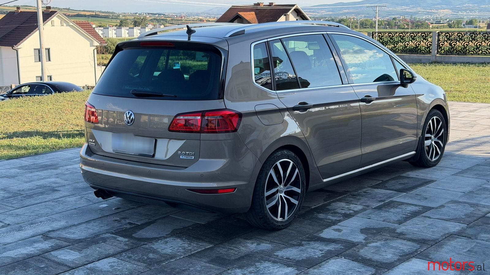 2015' Volkswagen Golf Sportvan photo #4