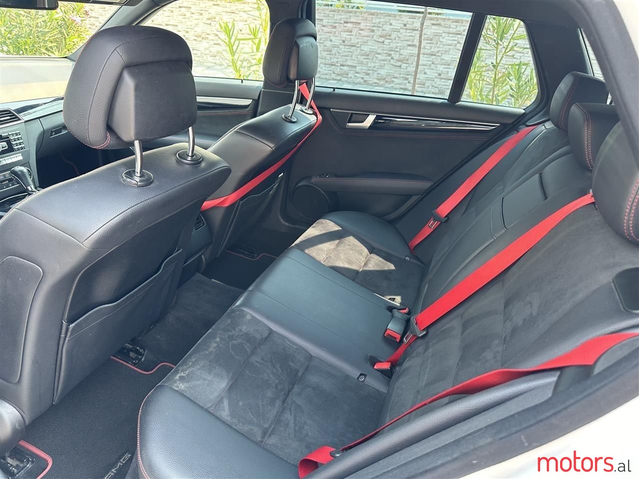 2012' Mercedes-Benz C 180 photo #4