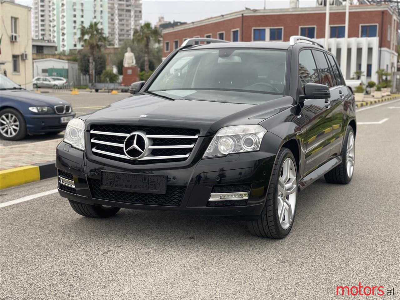 2010' Mercedes-Benz GLK 220 photo #2