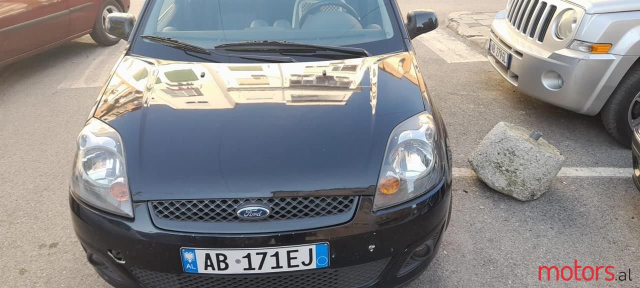 2008' Ford Fiesta photo #4