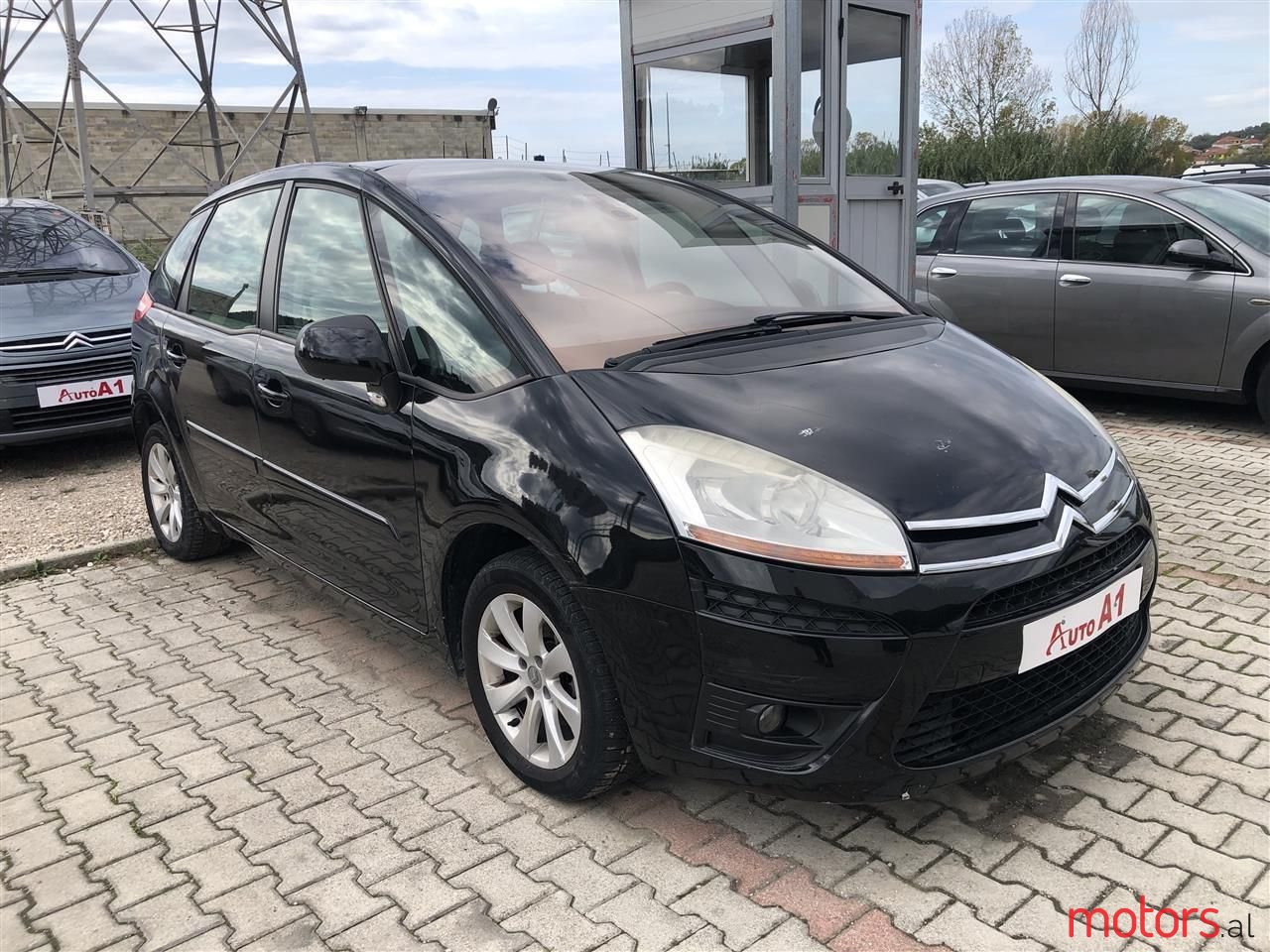 2008' Citroen Grand C4 Picasso photo #1