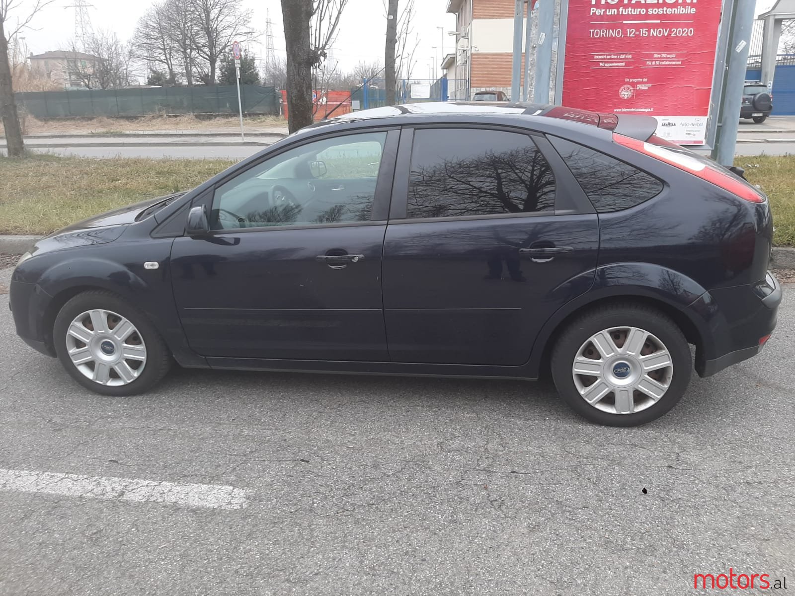 2005' Ford Focus photo #1