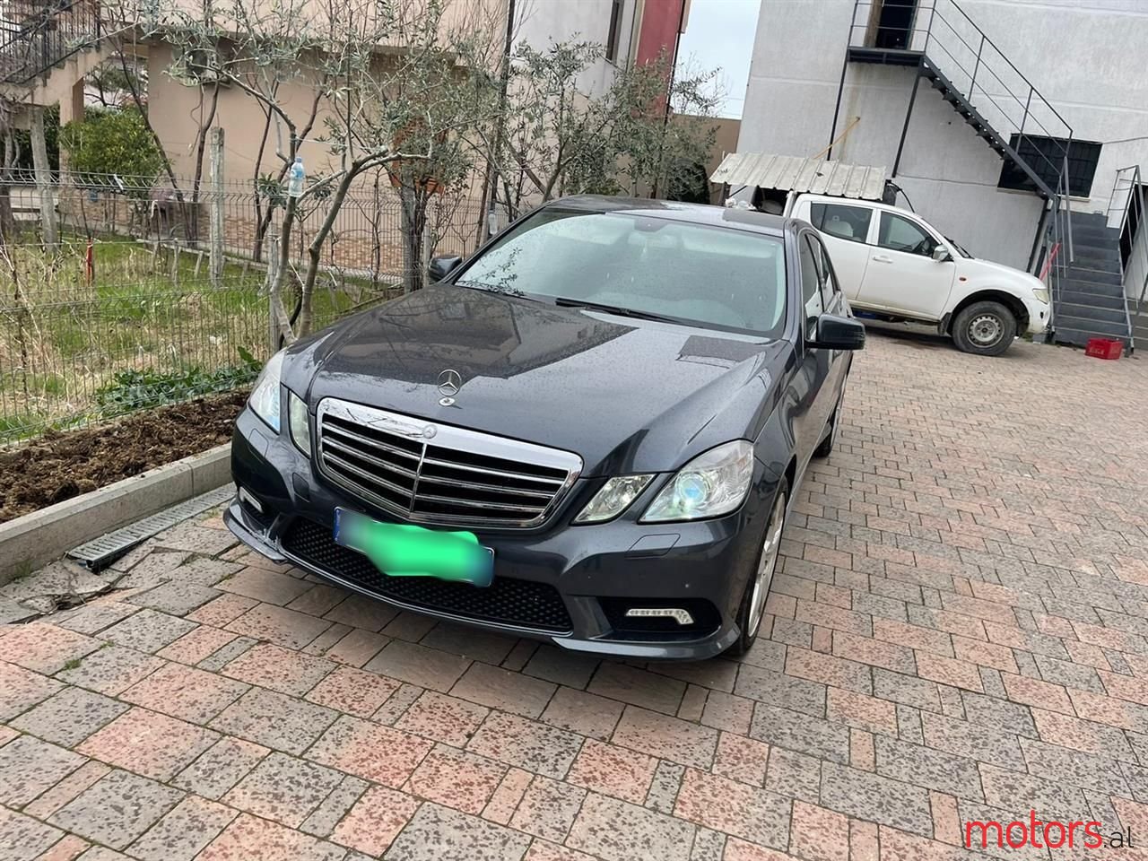 2010' Mercedes-Benz 220 photo #1