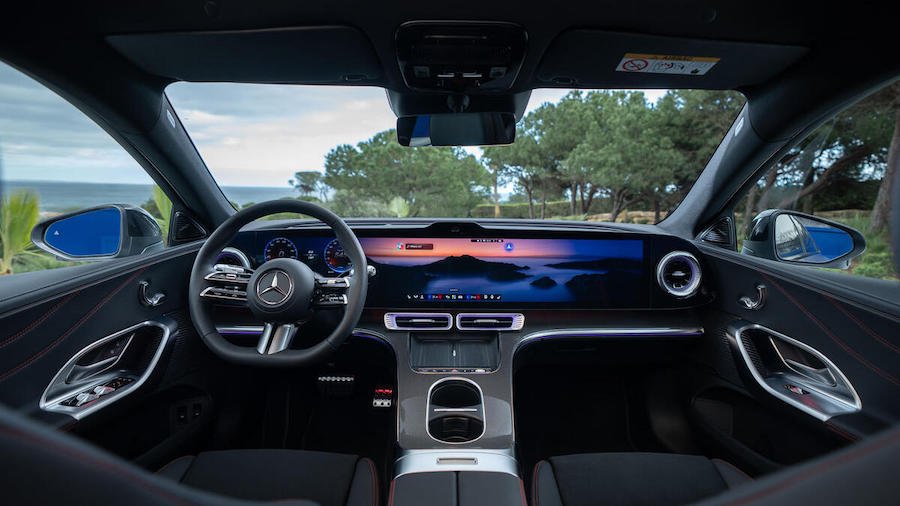 Mercedes: Big screens stay but we went "too far" removing buttons