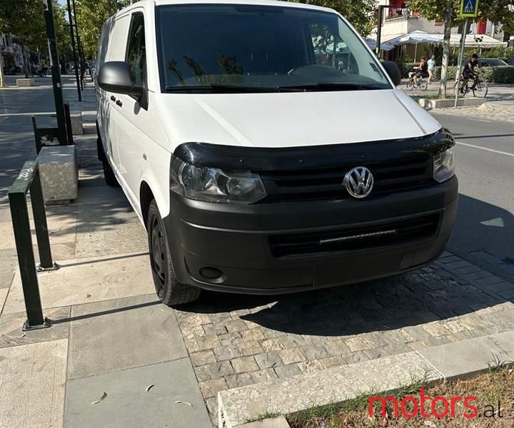 2015' Volkswagen T5 Transporter photo #1