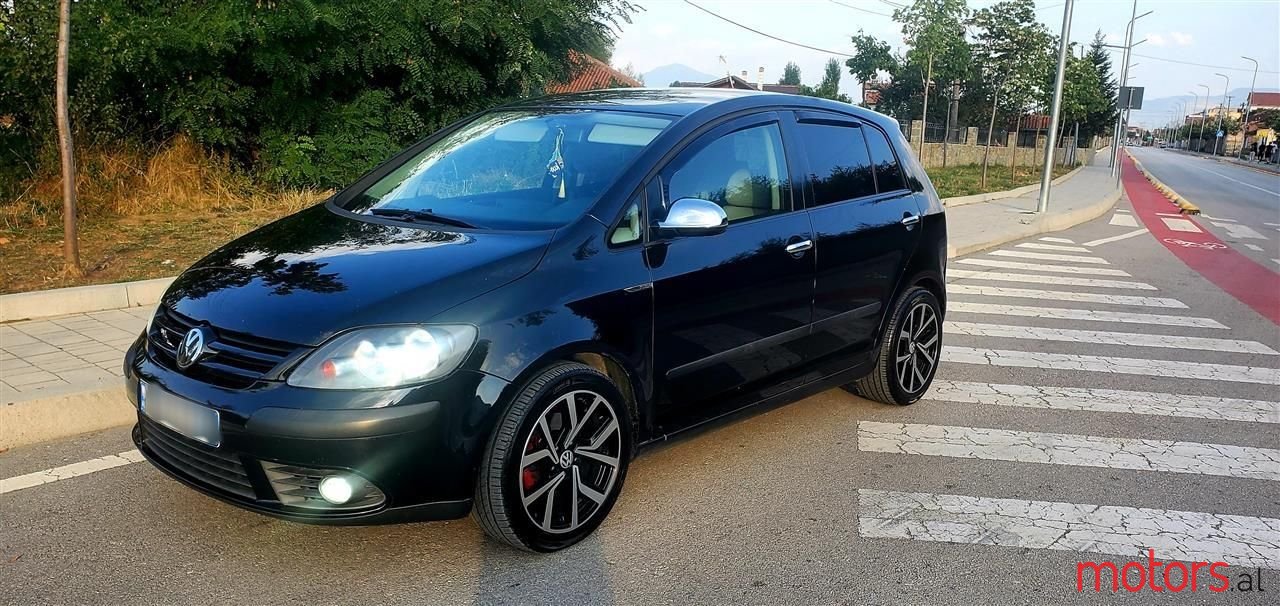 2005' Volkswagen Golf Plus photo #6