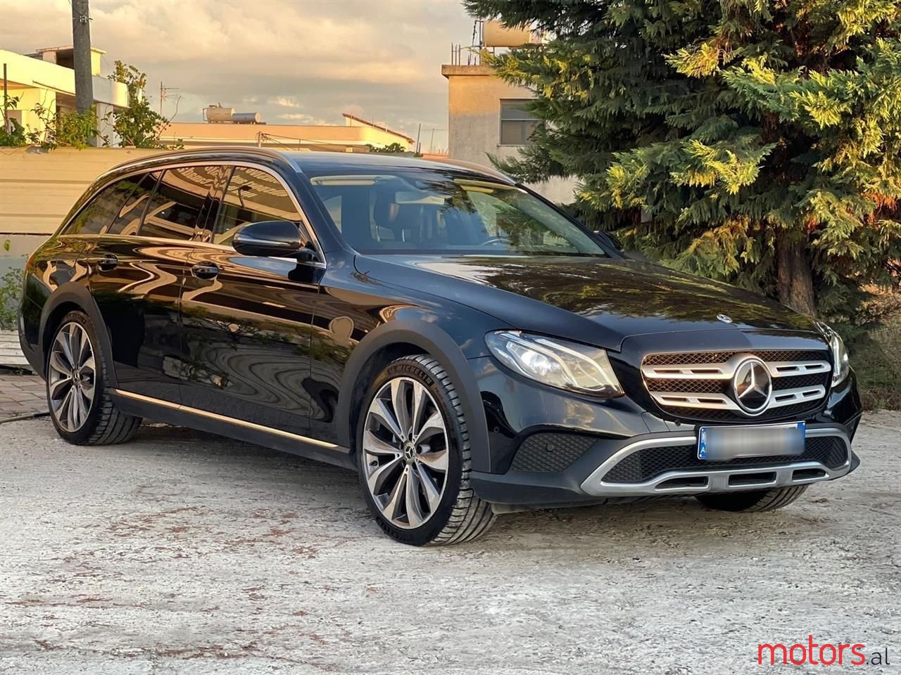 2018' Mercedes-Benz E 220 photo #3