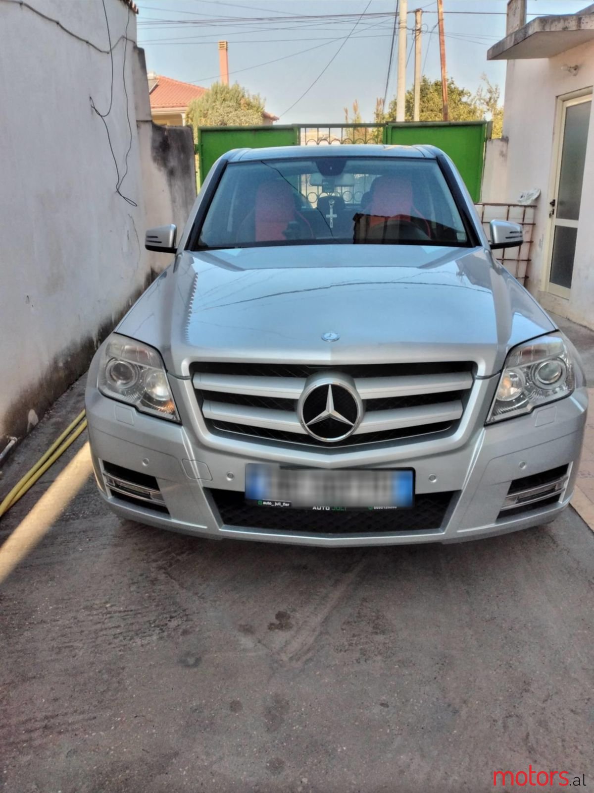 2011' Mercedes-Benz GLK 220 photo #1