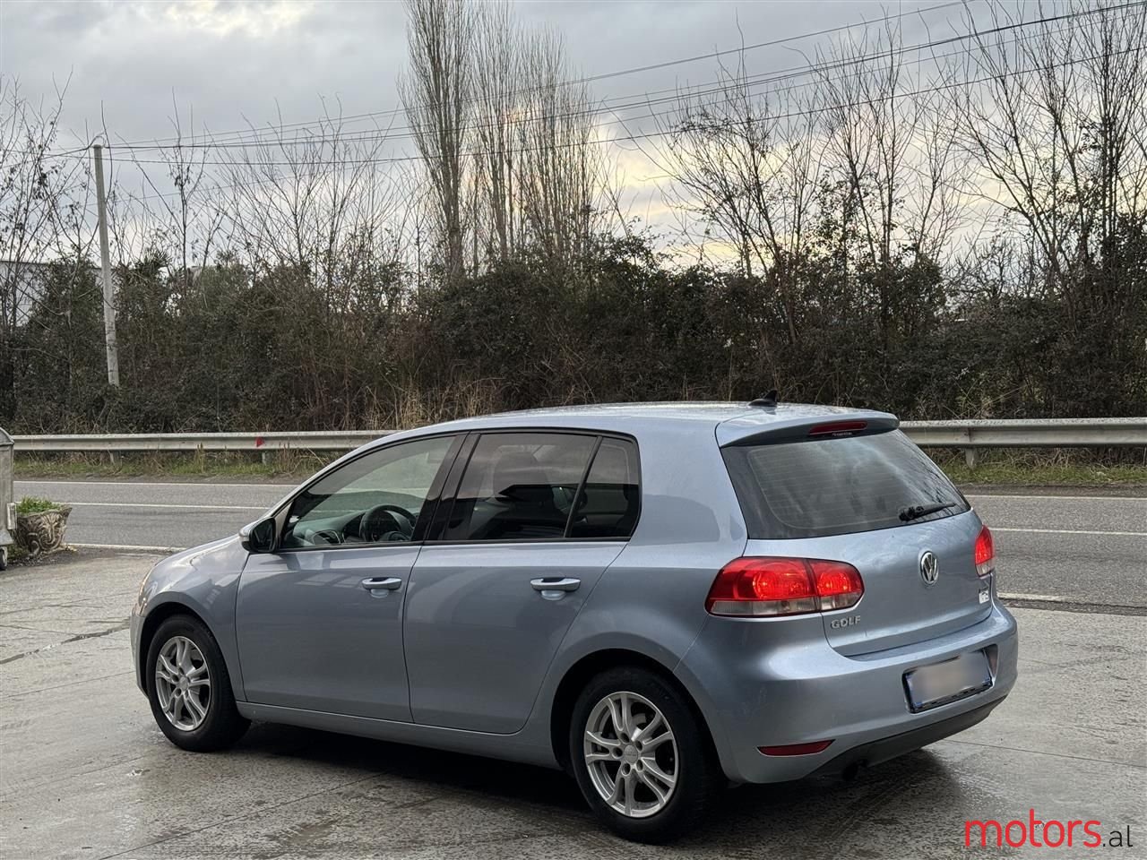 2010' Volkswagen Golf photo #4