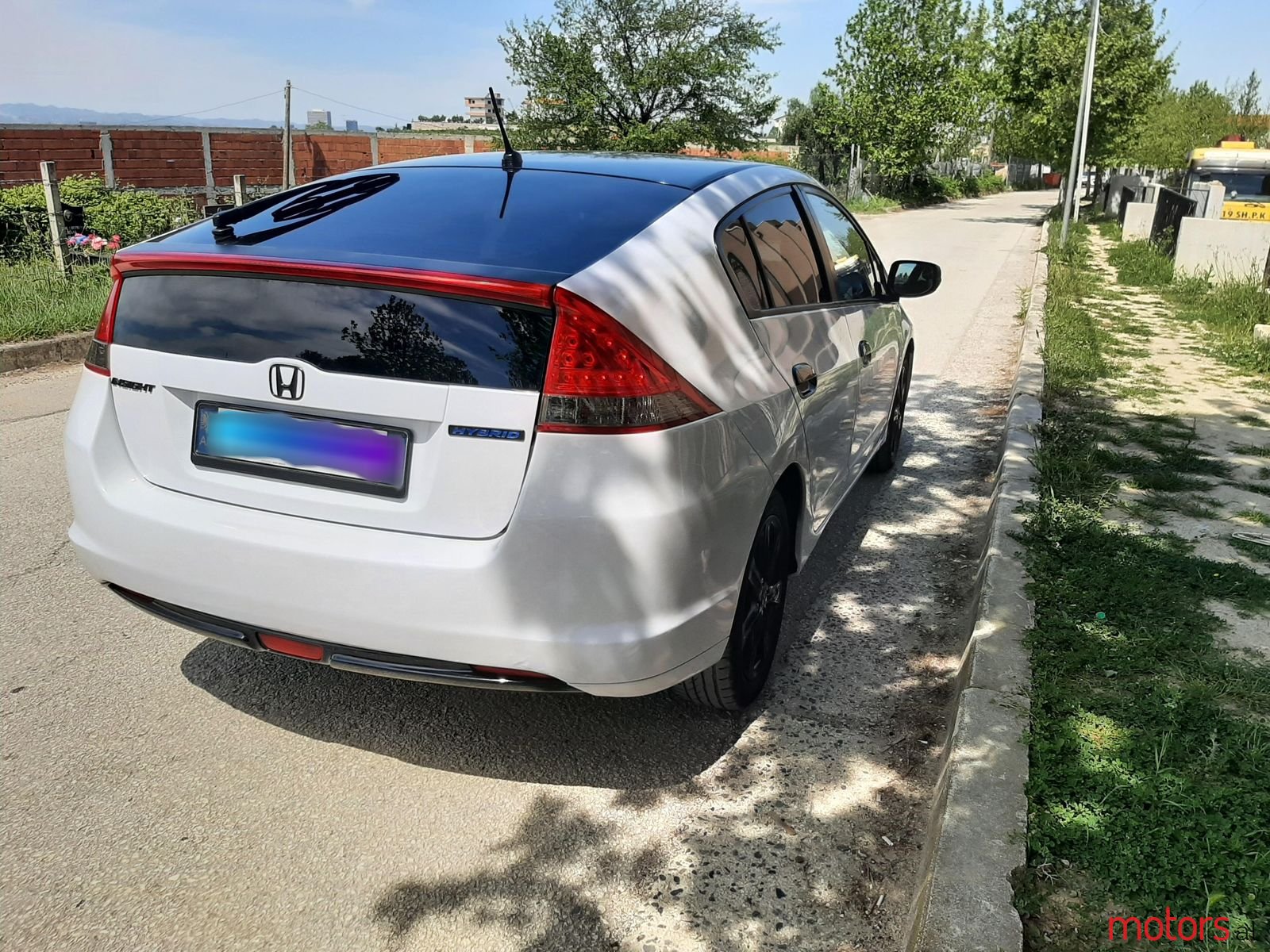 2010' Honda Insight photo #4