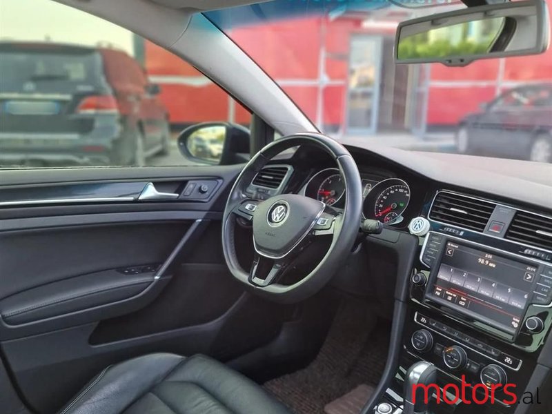 2013' Volkswagen Golf photo #6