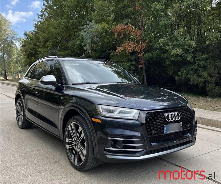 2018' Audi SQ5 photo #2