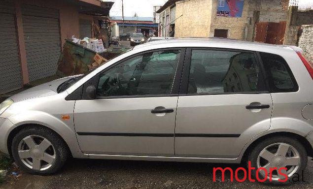 2002' Ford Fiesta photo #1