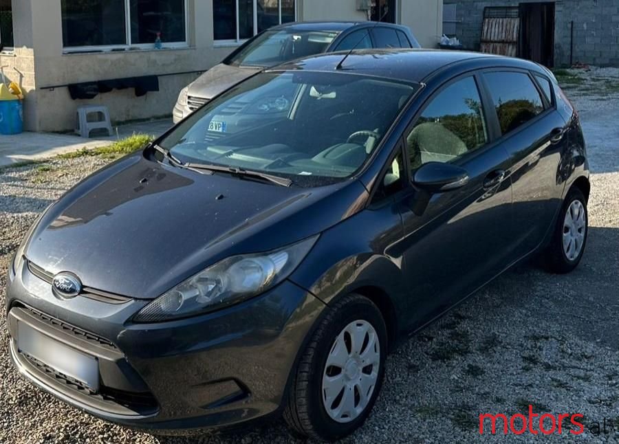 2010' Ford Fiesta photo #1
